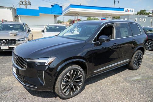 2026 Volvo XC90 B6 Plus 7-Seater