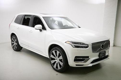 2024 Volvo XC90 Recharge Plug-In Hybrid T8 Ultimate Bright Theme 7-Seater