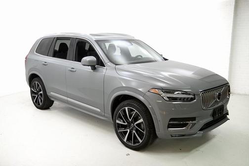 2024 Volvo XC90 B5 Plus Bright Theme