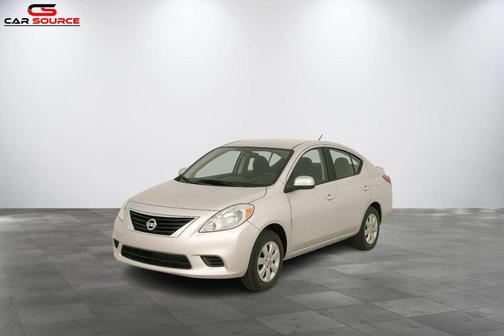 2014 Nissan Versa 1.6 S+