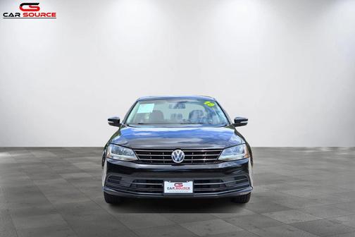 Black Uni 2018 Volkswagen Jetta 1.4T SE