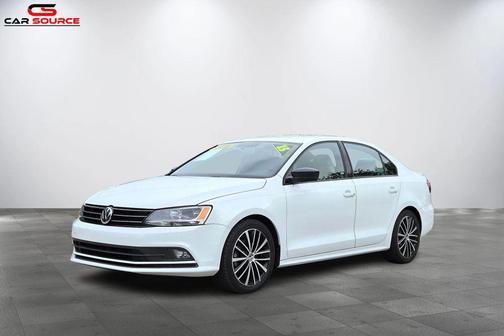 Pure White 2015 Volkswagen Jetta 1.8T Sport