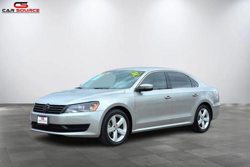 2014 Volkswagen Passat 1.8T S