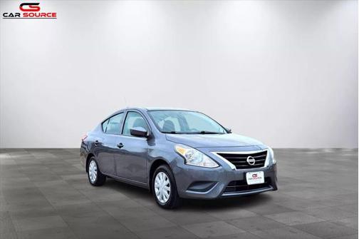 2019 Nissan Versa 1.6 S+