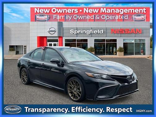 2023 Toyota Camry SE Nightshade