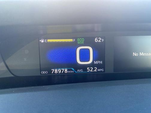 Classic Silver Metallic 2018 Toyota Prius One