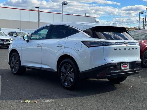 2025 Nissan Murano SL