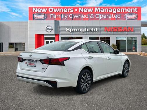 2024 Nissan Altima 2.5 SV
