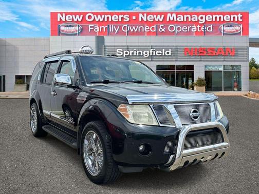 Super Black Metallic 2008 Nissan Pathfinder LE