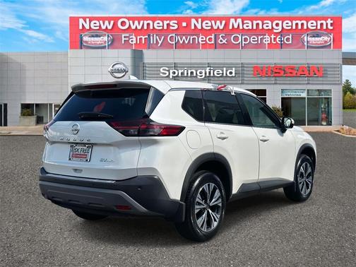 2021 Nissan Rogue SV