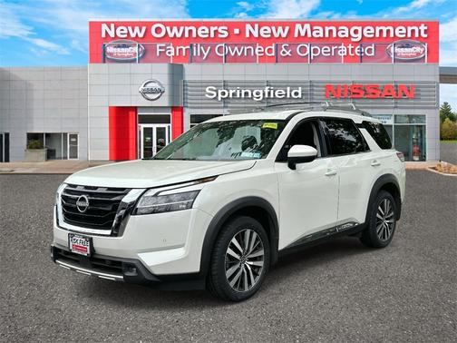 2022 Nissan Pathfinder Platinum