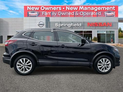 2020 Nissan Rogue Sport SV