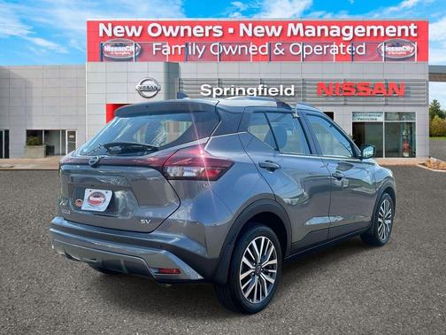 Gun Metallic 2023 Nissan Kicks SV