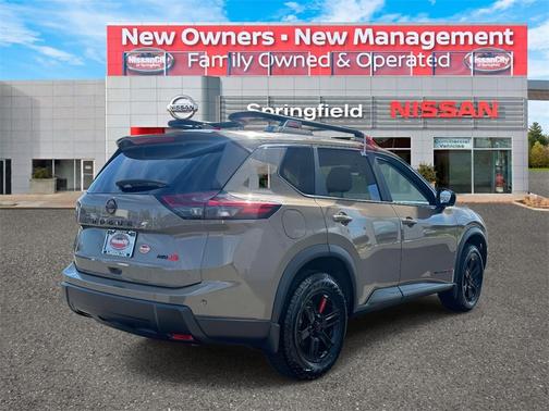2025 Nissan Rogue Rock Creek
