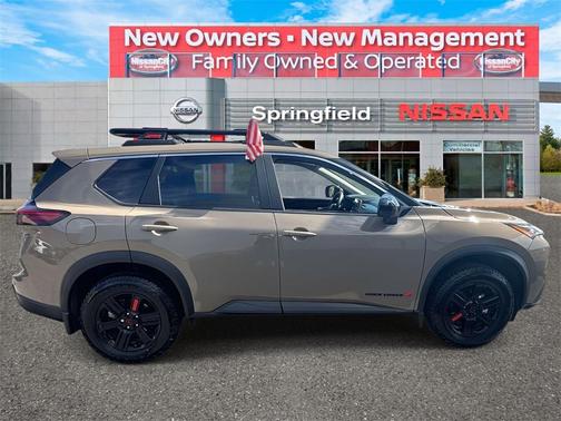 2025 Nissan Rogue Rock Creek