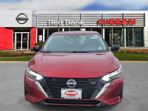 Scarlet Ember 2024 Nissan Sentra SR