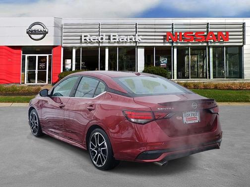 Scarlet Ember 2024 Nissan Sentra SR