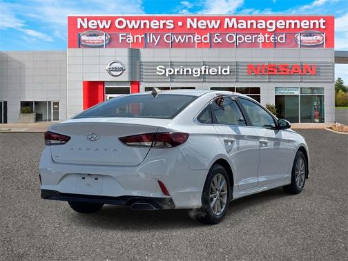 2018 Hyundai SONATA SE