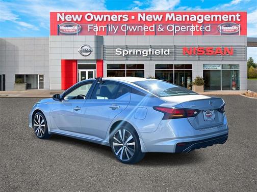 2021 Nissan Altima 2.5 SR