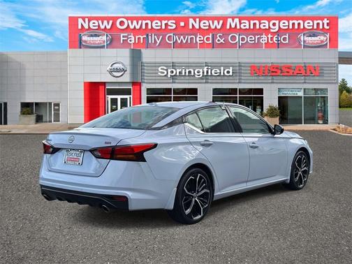 2024 Nissan Altima 2.5 SR