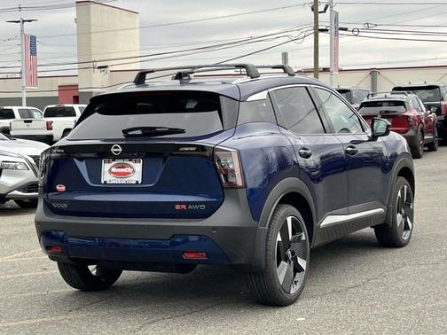 Deep Blue Pearl 2026 Nissan Kicks SR