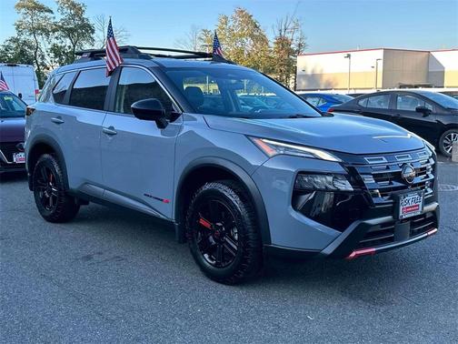 2025 Nissan Rogue Rock Creek