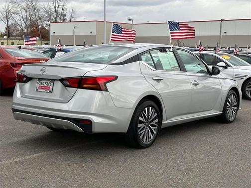 2025 Nissan Altima SV