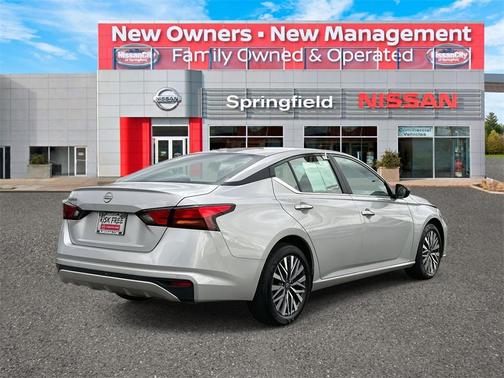 2025 Nissan Altima SV