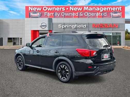 2019 Nissan Pathfinder SV
