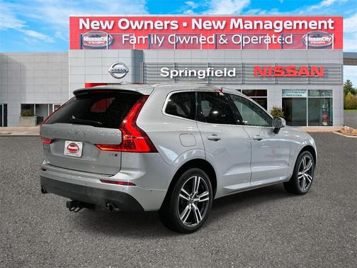 2018 Volvo XC60 T5 Momentum