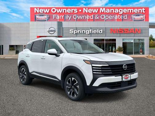 Aspen White Tri 2025 Nissan Kicks SV