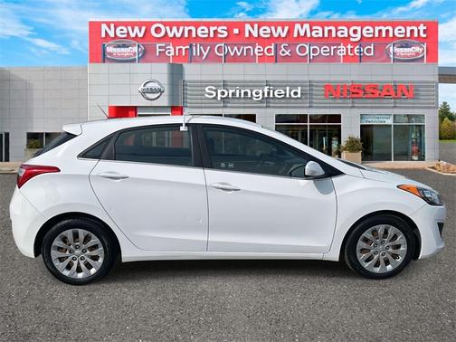 2016 Hyundai Elantra GT Base