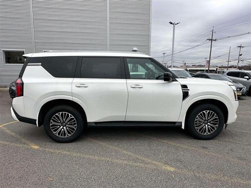 2025 Nissan Armada SL