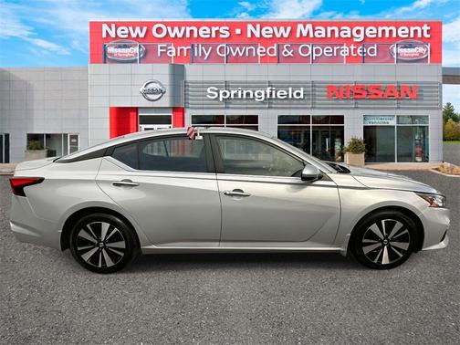 2022 Nissan Altima 2.5 SV