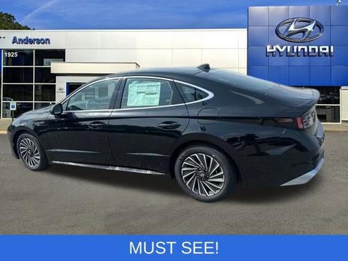 2025 Hyundai SONATA Hybrid SEL