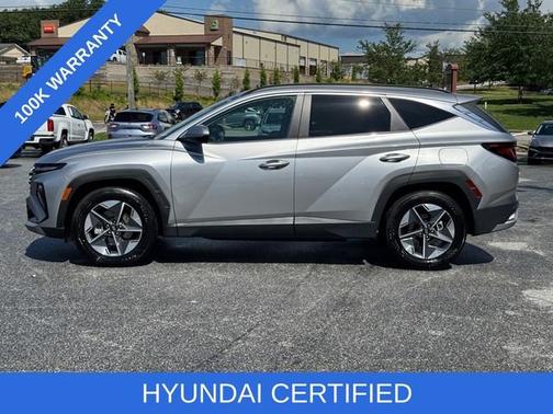 2025 Hyundai TUCSON SEL