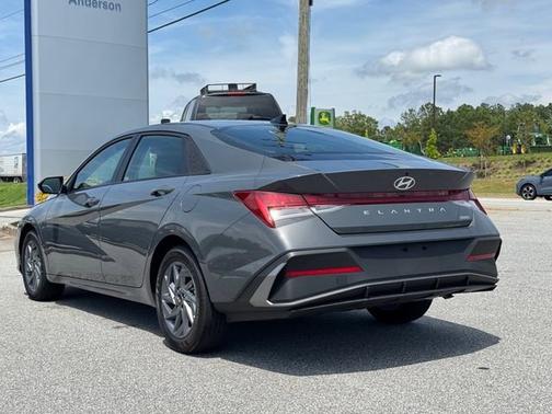 2025 Hyundai ELANTRA HEV Blue