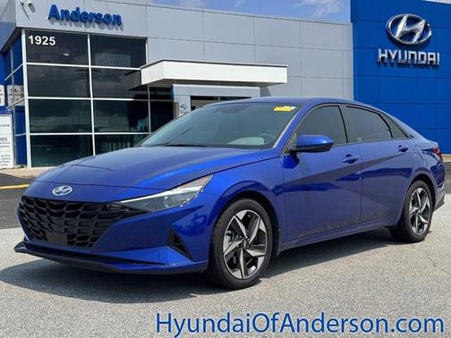 2023 Hyundai ELANTRA SEL