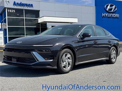 2025 Hyundai SONATA SE