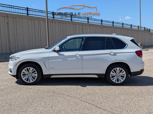 White 2017 BMW X5 xDrive35i