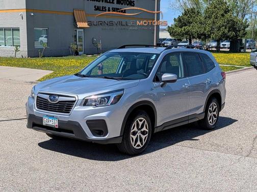 Ice Silver Metallic 2019 Subaru Forester Premium