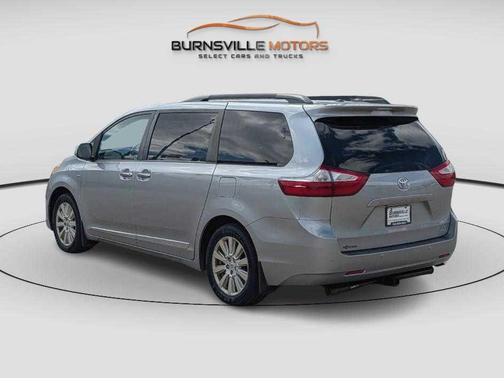 Silver Sky Metallic 2017 Toyota Sienna XLE Premium