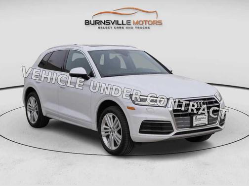 Glacier White Metallic 2019 Audi Q5 2.0T Premium Plus