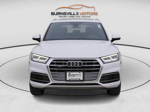 Glacier White Metallic 2019 Audi Q5 2.0T Premium Plus