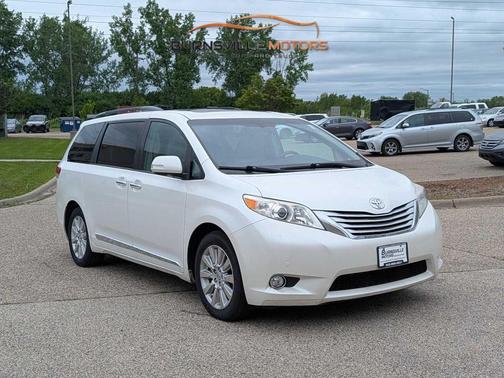 Blizzard Pearl 2014 Toyota Sienna Limited