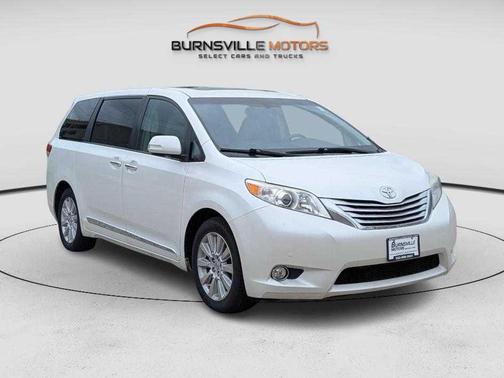 Blizzard Pearl 2014 Toyota Sienna Limited