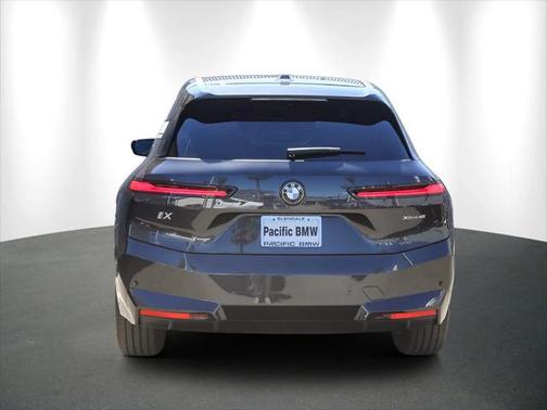 2026 BMW iX xDrive45