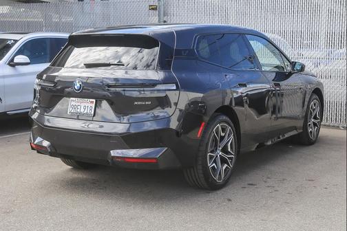 2025 BMW iX xDrive50