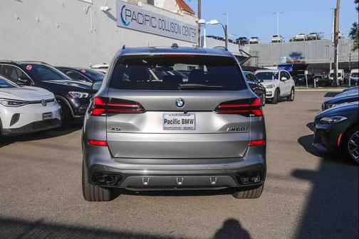 2026 BMW X5 M60i