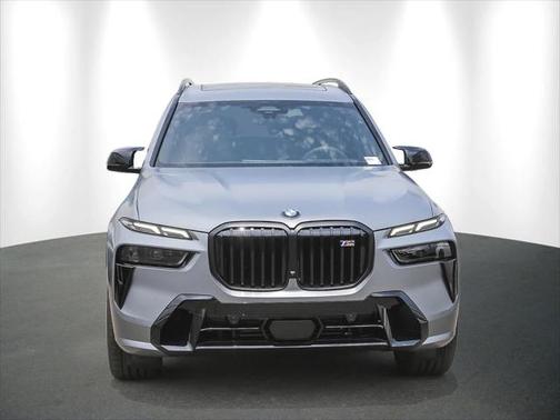 2026 BMW X7 M60i